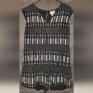 ÀMBAR Decorative Romper Size Large